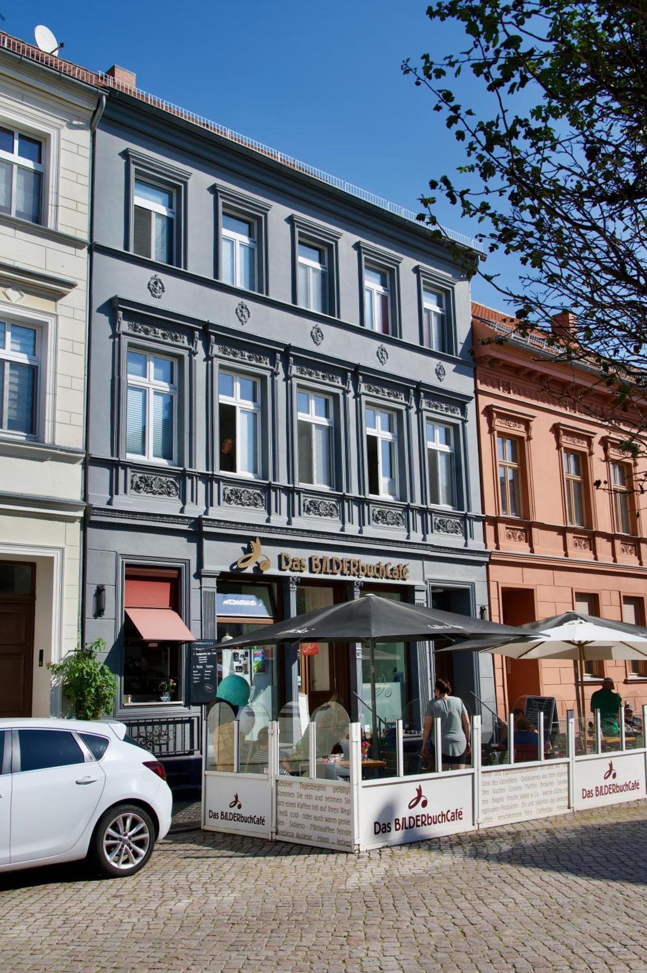 Das Bilderbuchcafe - Ferien - Apartment No 3 - Markt 7 Havelberg Exterior photo